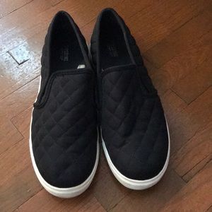 Missimo slip on shoes